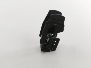 雨刮配件注塑模具廠，五金配件注塑廠，雨刮器生產(chǎn)廠家