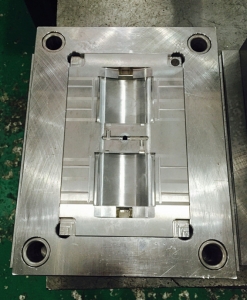 Y300422儀器塑膠制品，深圳塑膠模具廠，注塑模具加工